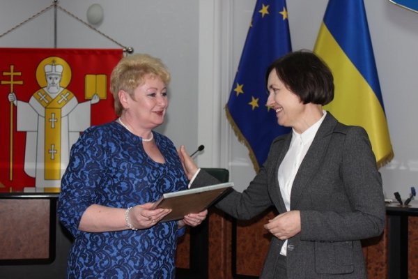 У Луцьку працівникам житлово-комунального господарства вручили грамоти. ФОТО