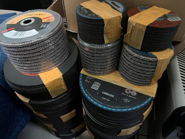 Під прикриттям гуманітарки  через «Устилуг» киянин хотів провезти партію інструментів вартістю понад мільйон