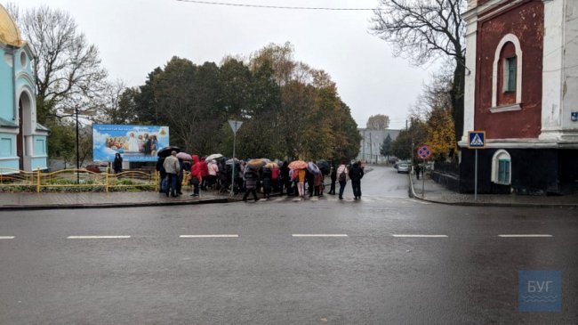 У Володимирі підприємці та працівники ринку влаштували мітинг. ФОТО