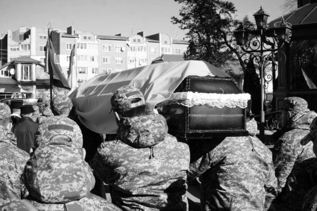 На Волині попрощалися із 22-річним Героєм Борисом Леляком, який родом з окупованої Херсонщини