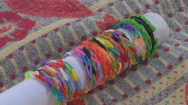 У Луцьку діти продають свої іграшки, аби допомогти ЗСУ. ФОТО. ВІДЕО