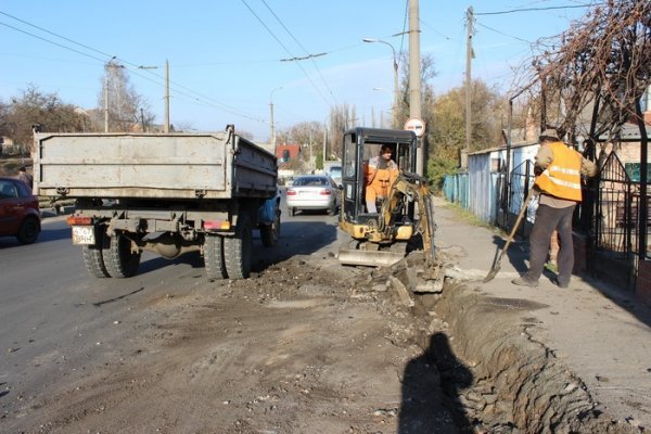 Як ремонтують луцькі дороги. ФОТО