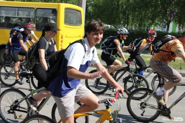 Велодень у Луцьку зібрав більше тисячі людей. ФОТО 