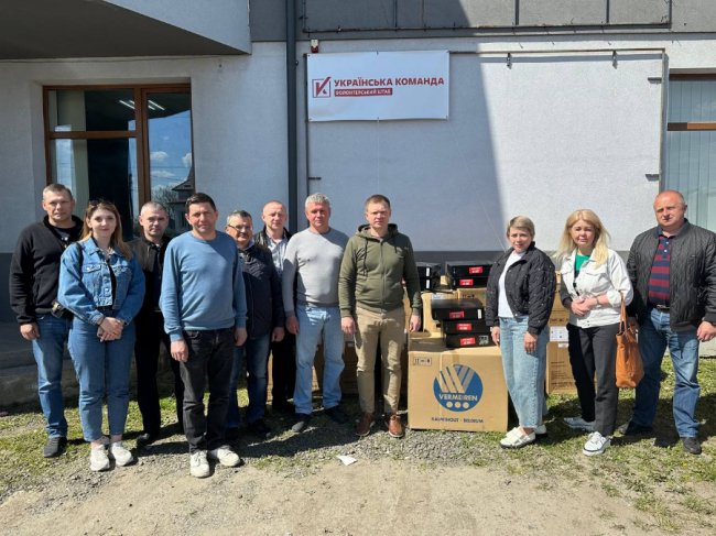 Лікарні Волині отримали більше сотні інвалідних візків