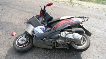 Мотоцикліст загинув, врізавшись у стовп
