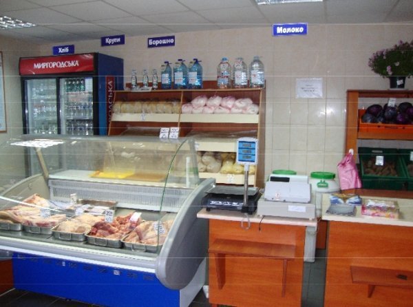 В Україні відкрили мережу «тюремних» магазинів. ФОТО