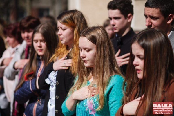 Майданівцю з Волині відкрили анотаційну дошку в Івано-Франківську. ФОТО