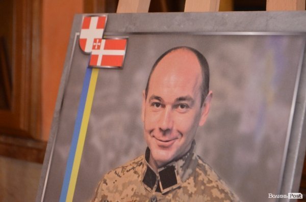 Крізь об'єктив фотоапарату лучанам показали «Героїв серед нас». ФОТО