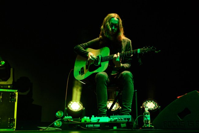 Душевно і «для своїх»: у луцькому «Промені» виступив гурт «Один в каное». ФОТО