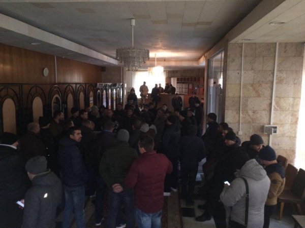 Під Волинською облрадою - акція протесту 