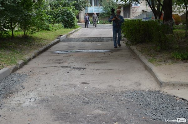 Розповіли про чергову серію ремонту луцьких дворів. ФОТО