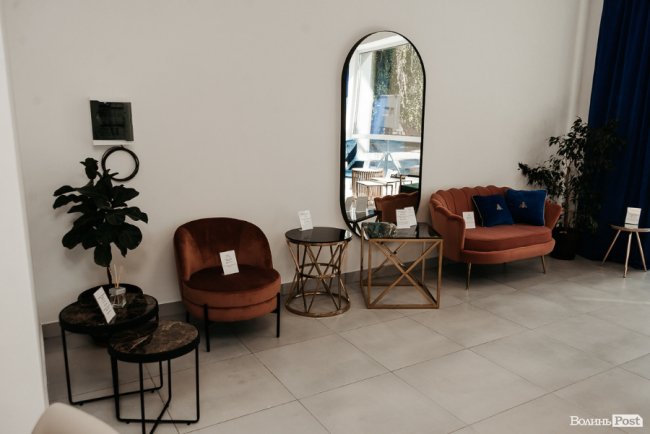 У Луцьку відкрили меблевий шоурум BESELL*