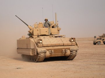 США можуть передати Україні БМП Bradley – Bloomberg