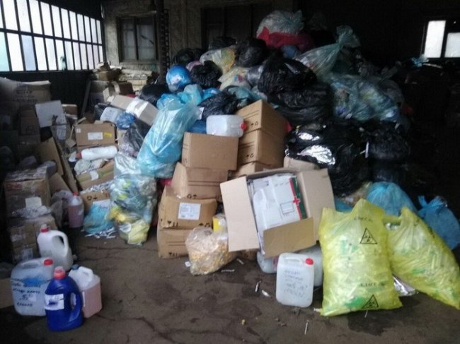 Особливо небезпечно: на Запоріжжі виявили склад з медичними відходами