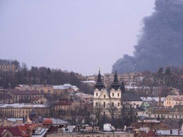У Львові росія поцілила у житловий будинок: є постраждалі