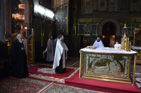 У храмах розпочалися різдвяні богослужіння. ФОТО