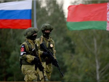 Російські літаки завдали удару по Білорусі з боку України