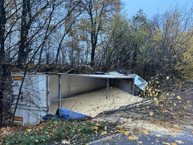 На Волині зіткнулися авто та тягач  DAF: двоє постраждалих