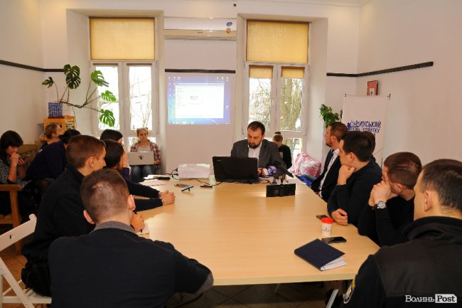 Круглий стіл стосвно обговорення програми "Безпечне місто"