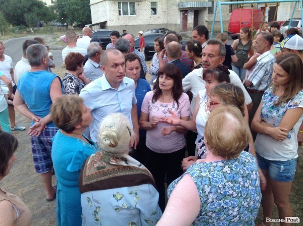 Мешканці ДПЗ давали поради меру Луцька та депутатам щодо облаштування їхніх дворів