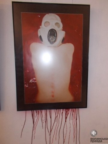 Україна у терновому вінку - фотовиставка художниці з Волині. ФОТО