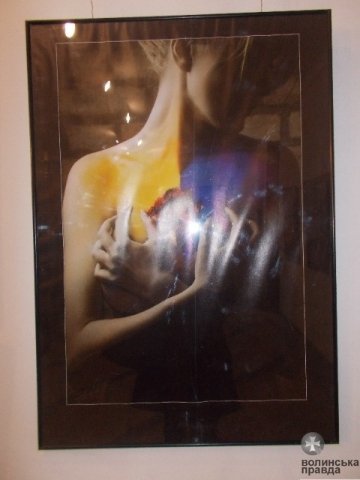 Україна у терновому вінку - фотовиставка художниці з Волині. ФОТО