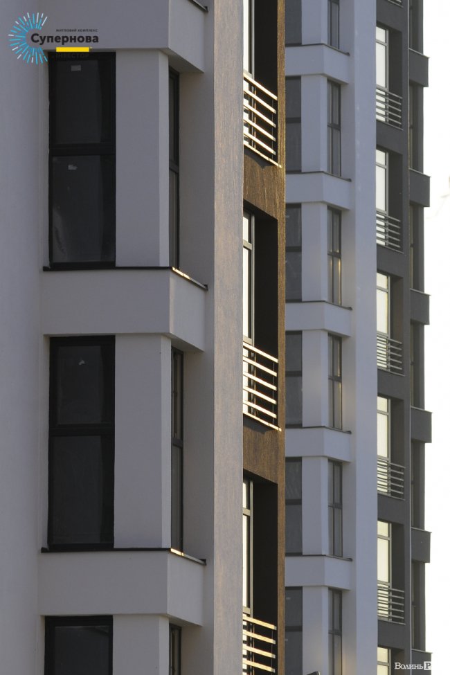 Звіт з будівництва ЖК «Супернова»: у четвертому будинку встановлюють вікна*