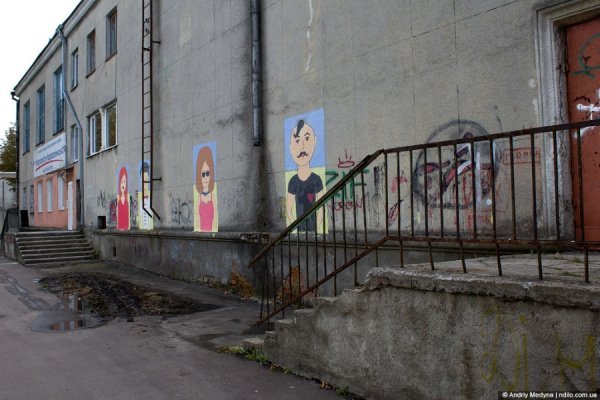 Лучанин розфарбував центр Нововолинська. ФОТО