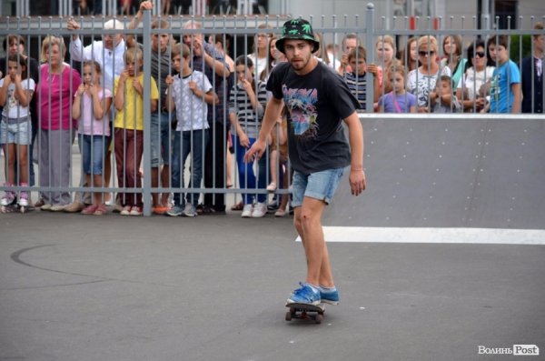 У Луцьку відкрили перший в регіоні скейтпарк. ФОТО