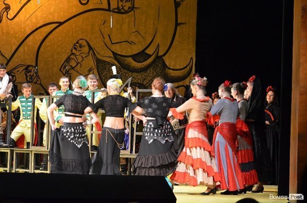 У Луцьку показали «диявольське» кохання. ФОТО