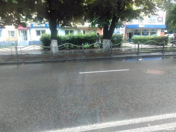 Сьогодні дощовий Луцьк. ФОТОРЕПОРТАЖ