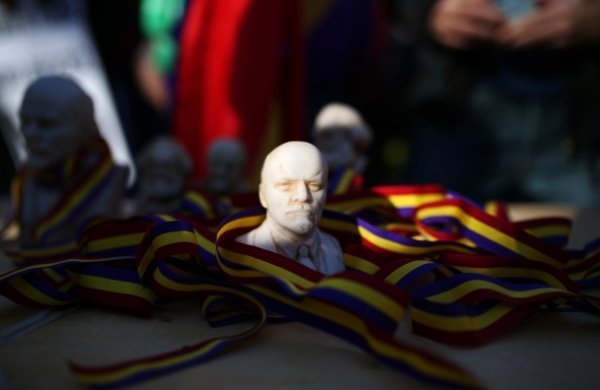 В Іспанії - сутички демонстрантів і поліції. ФОТО