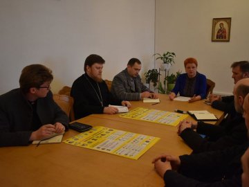 Не маємо права заборонити відвідувати храми, – заступниця голови Волинської ОДА про коронавірус