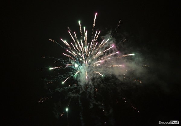 Як у Луцьку зустрічали Новий рік. ФОТО. ВІДЕО