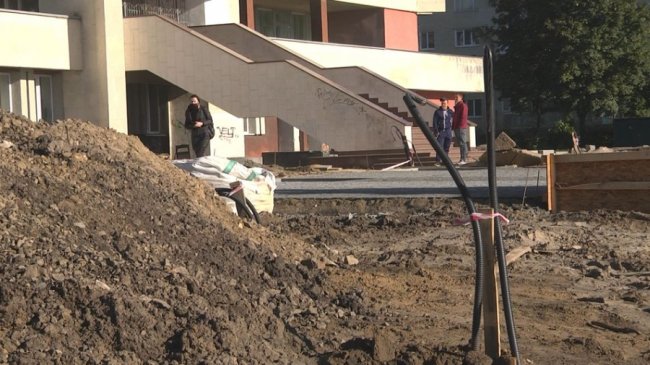 Три види ліхтарів та екобруківка: якою буде площа перед РАЦСом у Луцьку. ВІДЕО