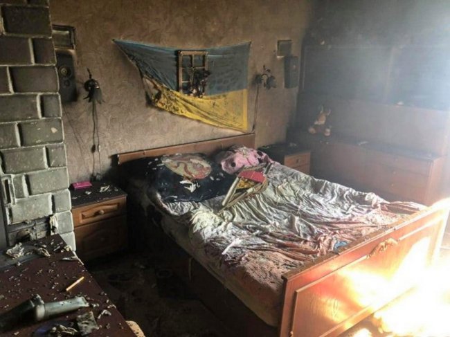 У місті на Волині через куріння у ліжку горів житловий будинок. ФОТО