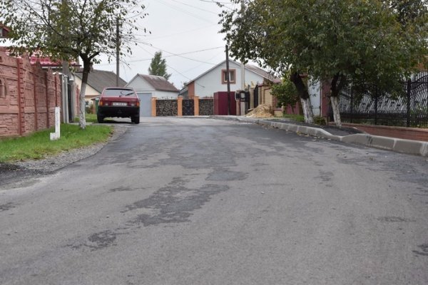 Як луцькі двори змінюються після ремонту. ФОТО