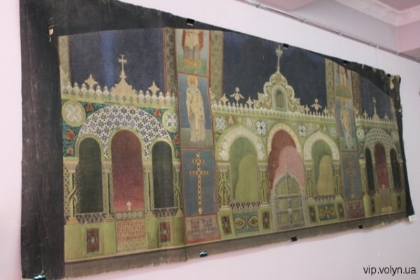 У луцькому музеї – виставка про християнську Волинь. ФОТО