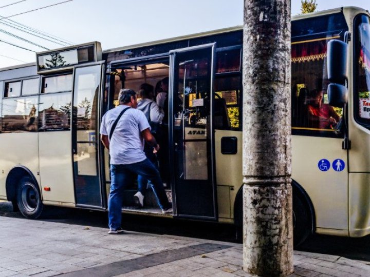 У Луцьку зросла комісія при оплаті проїзду банківською карткою