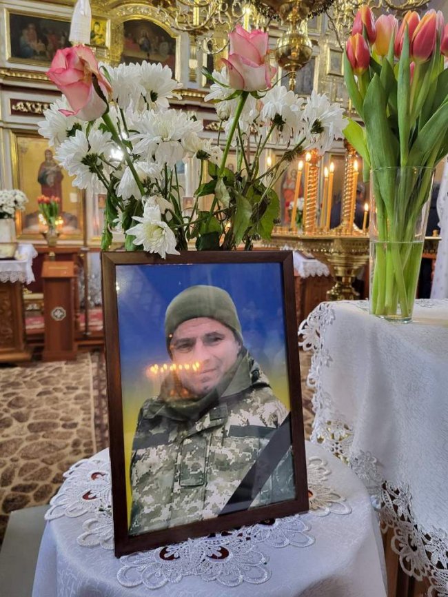 Поховали Героя з Волині, який помер під час лікування