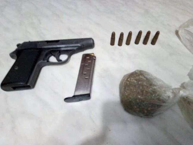 У Києві затримали банду «поліцейських-перевертнів», які займались грабежами