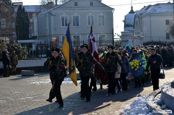 Луцьк провів в останню путь Героя АТО Валерія Марцинюка. ФОТО 