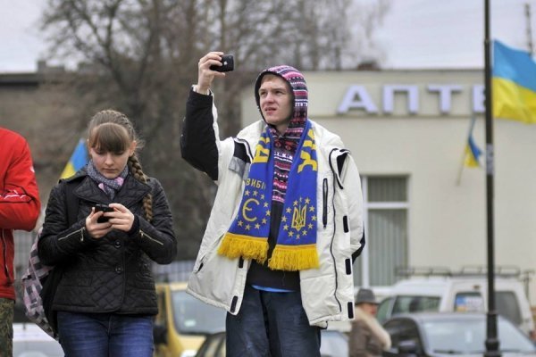 Антивоєнне віче в Луцьку: обличчя майдану. ФОТО