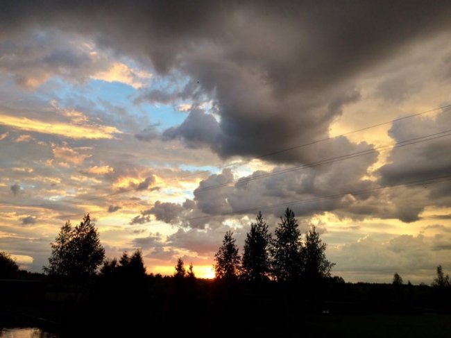 «Вечірні хмариська» – Луцьк перед грозою. ФОТО