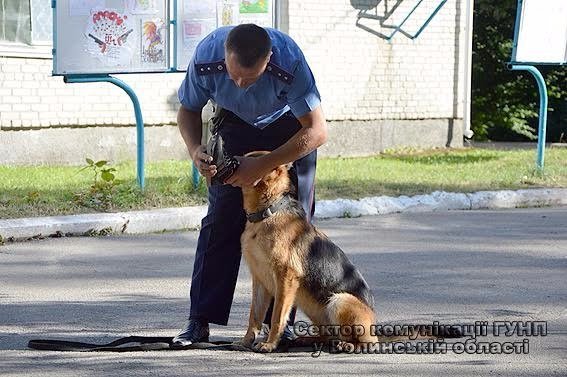 Волинські поліцейські відвідали вихованців дитячого табору «Ровесник». ФОТО