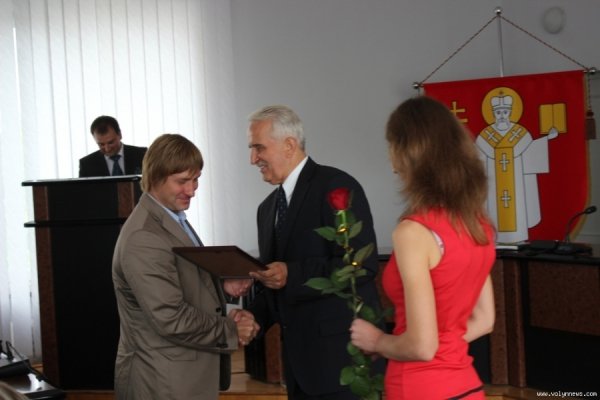 У луцькій мерії привітали представників торгівлі. ФОТО