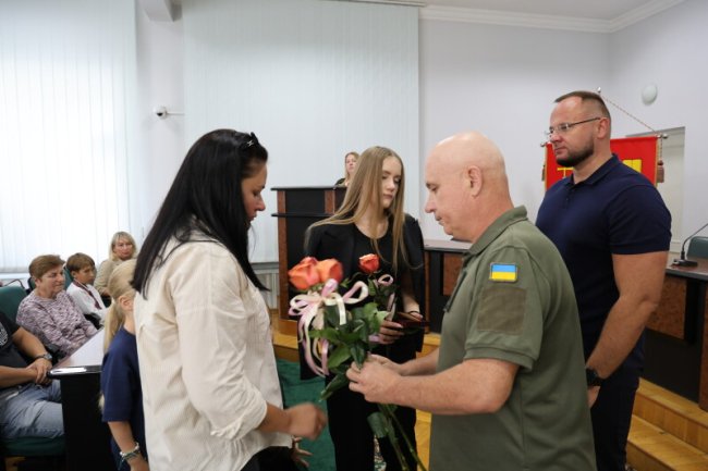 10 орденів «За мужність»: у Луцьку вручили державні нагороди сім’ям загиблих Героїв