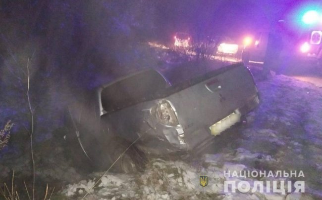 У автотрощі на волинській трасі постраждали дві жінки-водійки