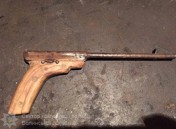 У волинянина знайшли саморобний пістолет