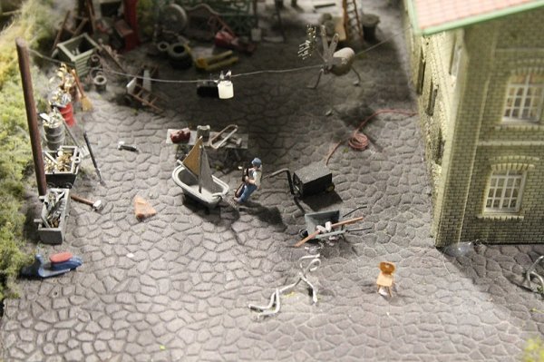 Мені здається, чи цей корабель майструють з ванни?